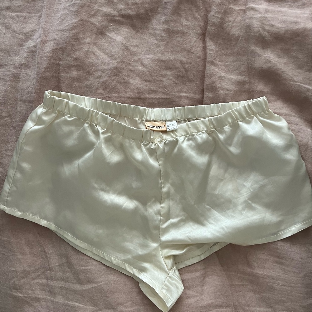 Vintage sleepwear